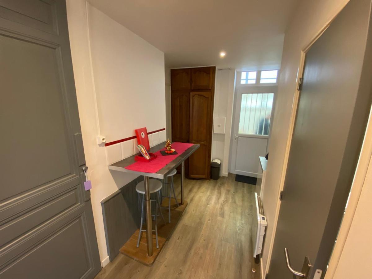 Apartamento Au Bouquet Troyen - Wifi - Calme Et Tranquillite Troyes Exterior foto
