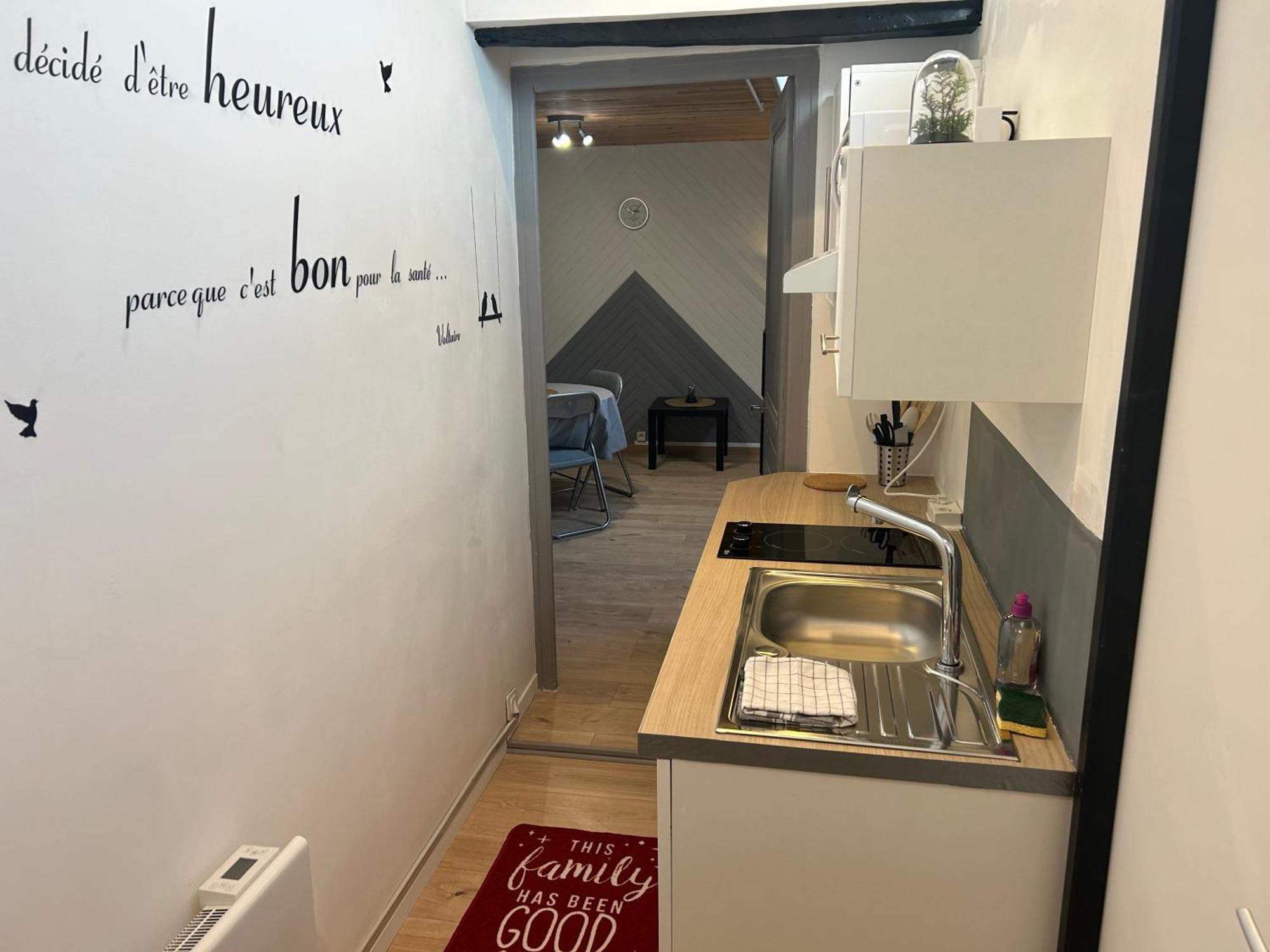Apartamento Au Bouquet Troyen - Wifi - Calme Et Tranquillite Troyes Exterior foto