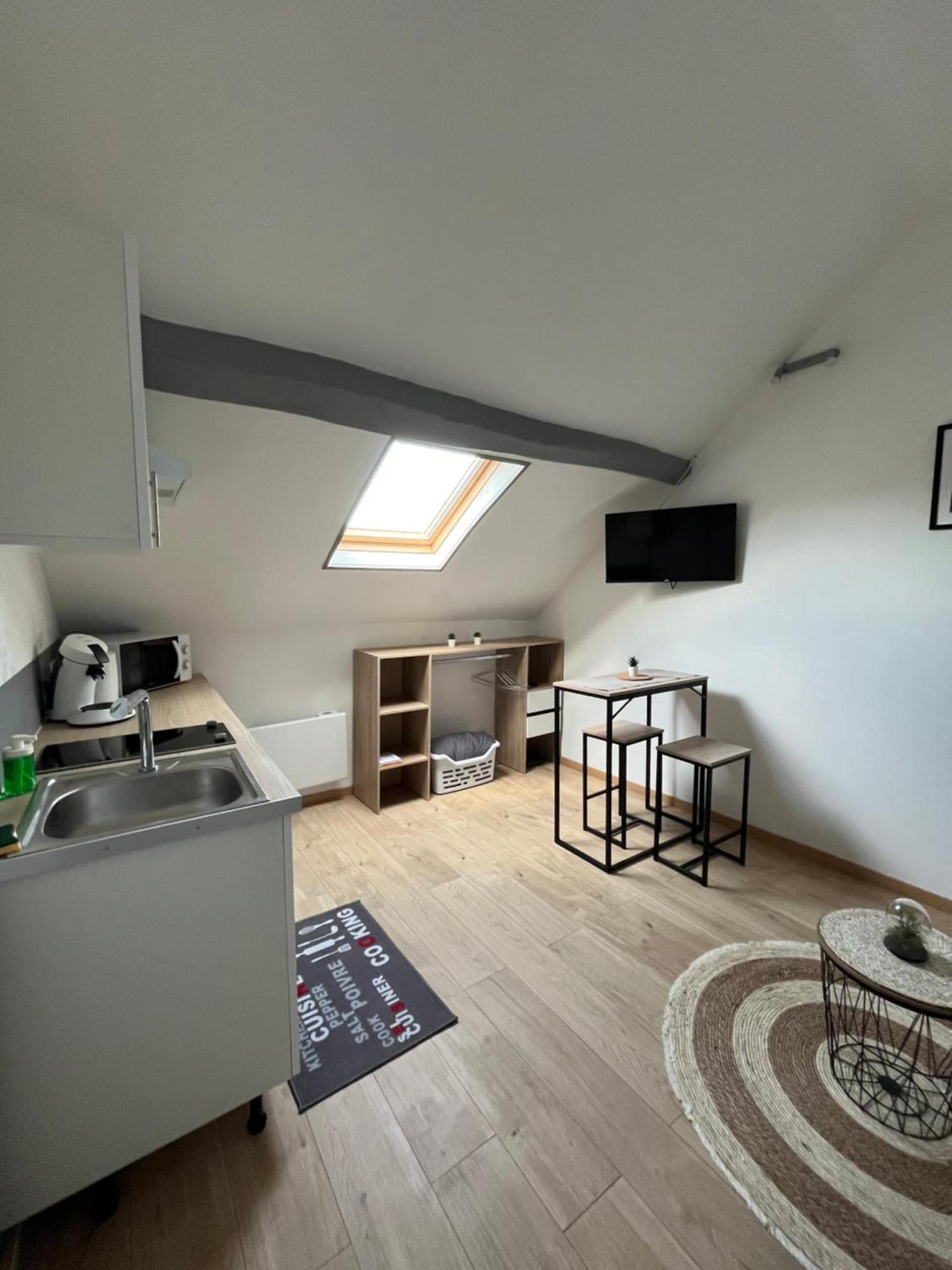 Apartamento Au Bouquet Troyen - Wifi - Calme Et Tranquillite Troyes Exterior foto