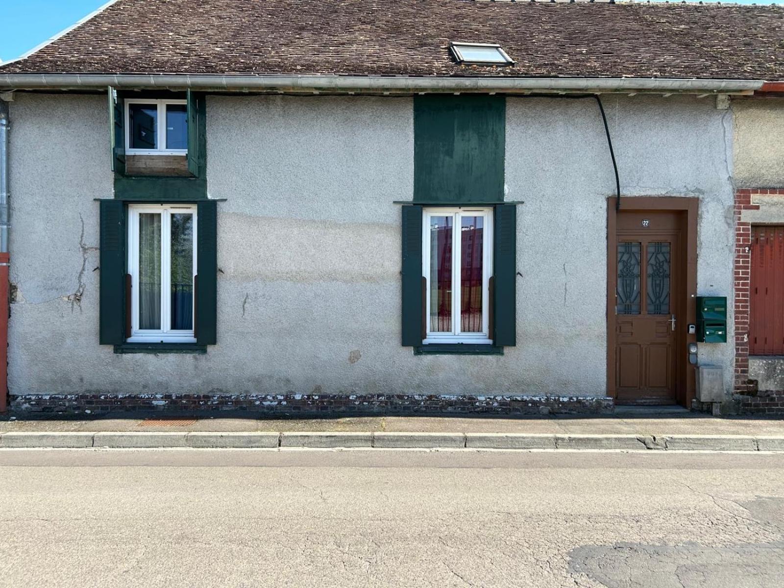 Apartamento Au Bouquet Troyen - Wifi - Calme Et Tranquillite Troyes Exterior foto